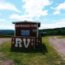 yr-rv-park-east-glacier-montana-sign