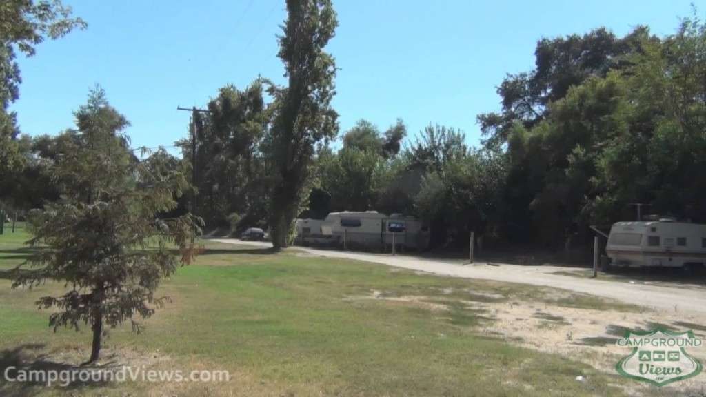 Lindy's Landing & Campground in Reedley California CA